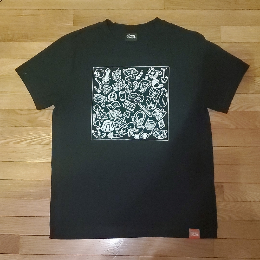Tommyinnit Black Graphic Tee